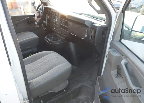 2018 Chevrolet Express 2500 Work Van из США, поврежденный, VIN 1GCWGAFP9J1340047